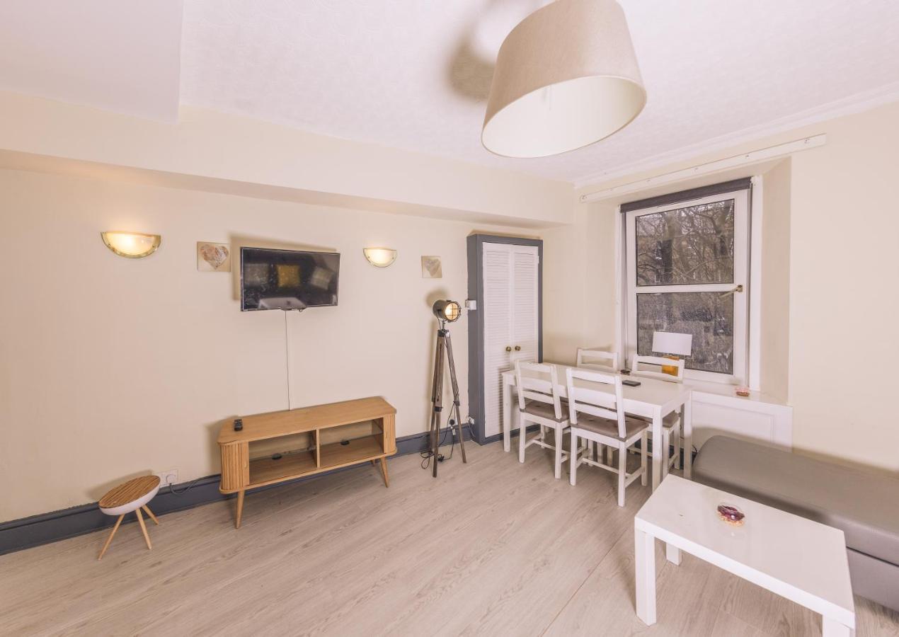 אדינבורו Warm&Welcoming City Centre Apartments By Meadows מראה חיצוני תמונה