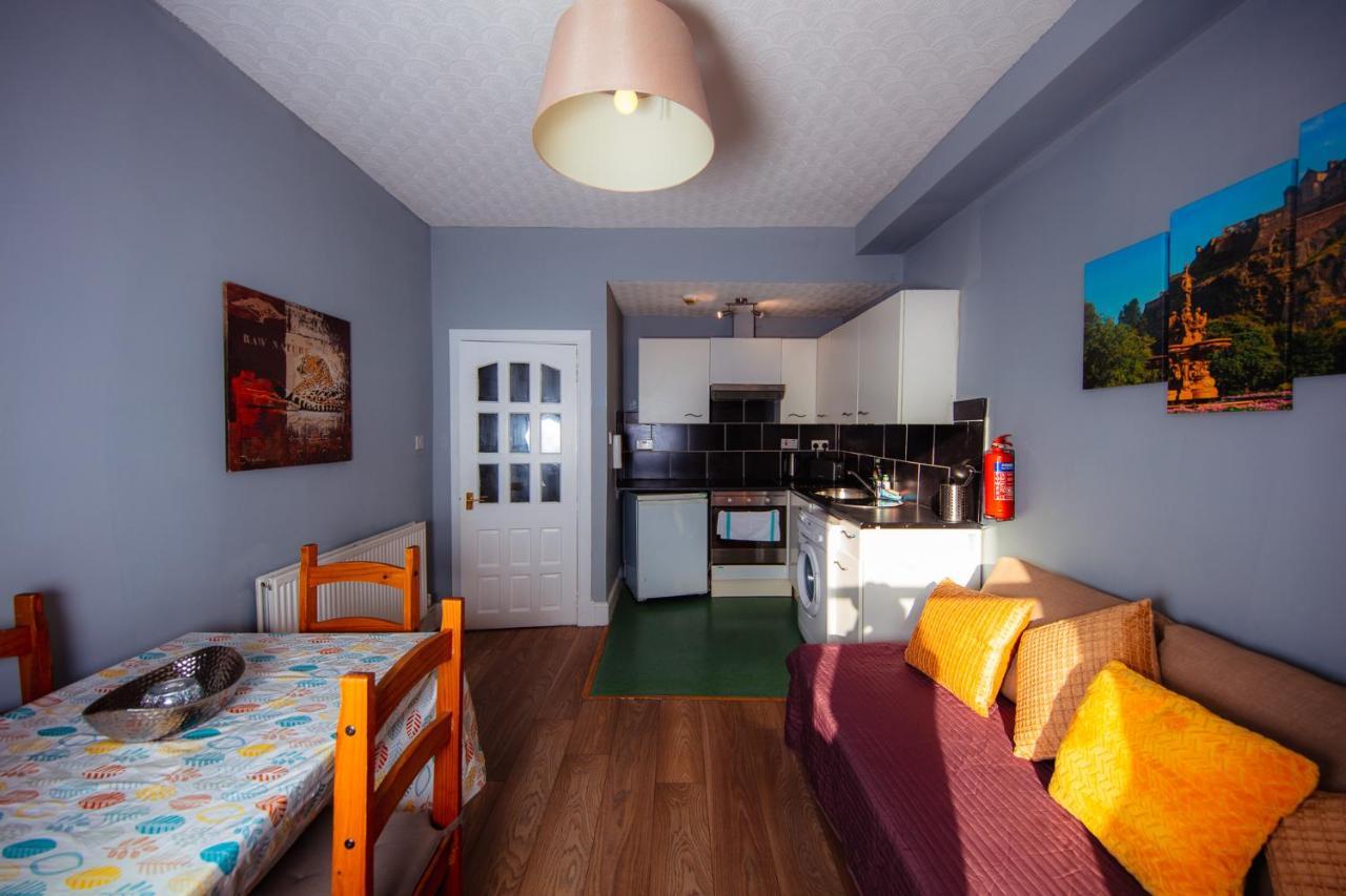 אדינבורו Warm&Welcoming City Centre Apartments By Meadows מראה חיצוני תמונה
